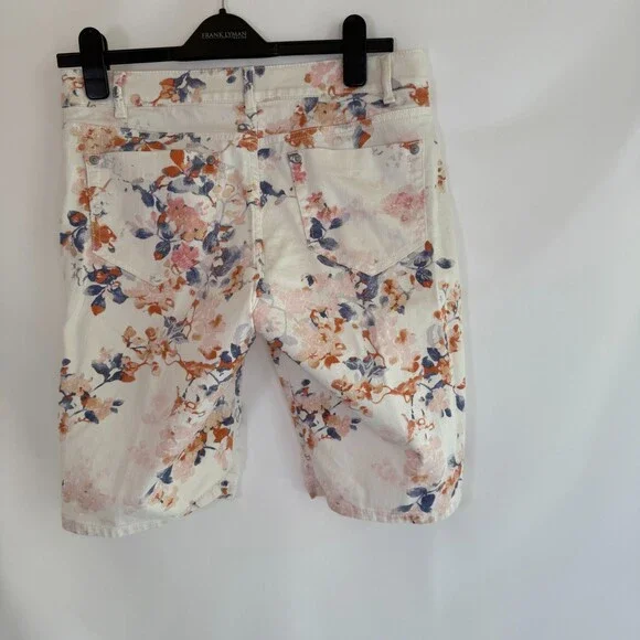 J. Jill Denim Floral Bermuda Shorts Size 6 - Picture 3 of 4